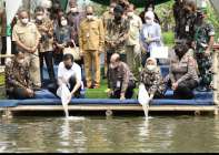 GUBERNUR DIY RESMIKAN PASAR TRADISIONAL…