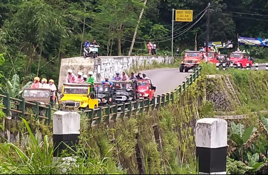 Libur Nataru  1.000 Jeep Wisata Siap Layani Wisatawan di Lereng Merapi 