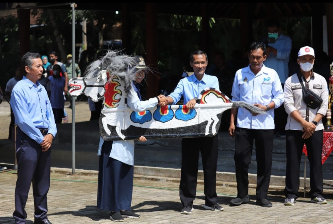 Dispora Sleman -Kalurahan Sendangarum Gelar Perlombaan Pacuan Kuda Kepang 2022