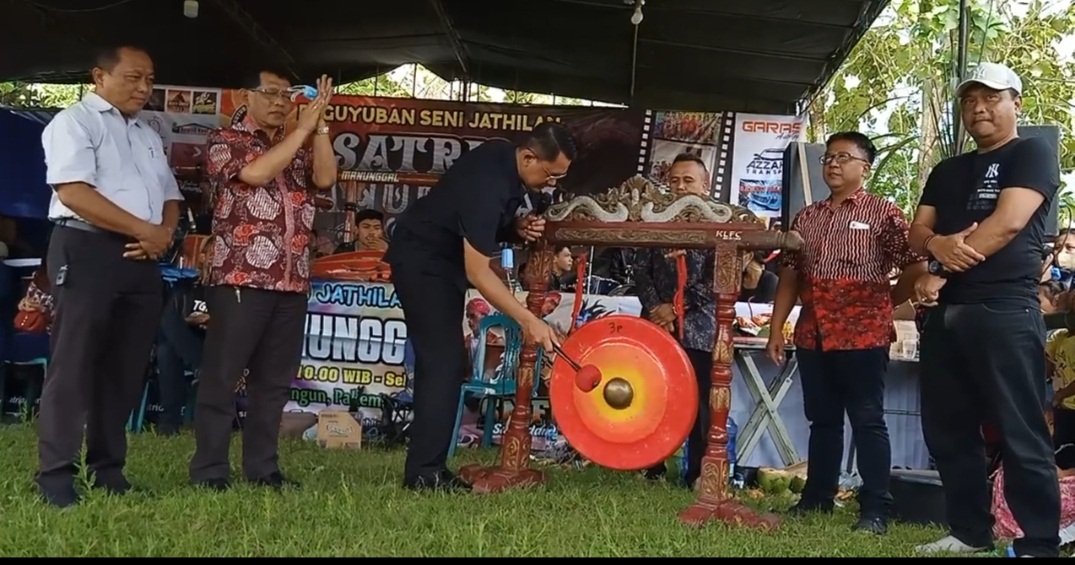 Festival Jathilan Sleman 2022 Wabup Beri Motivasi Pelaku Kesenian Untuk Berkreasi 