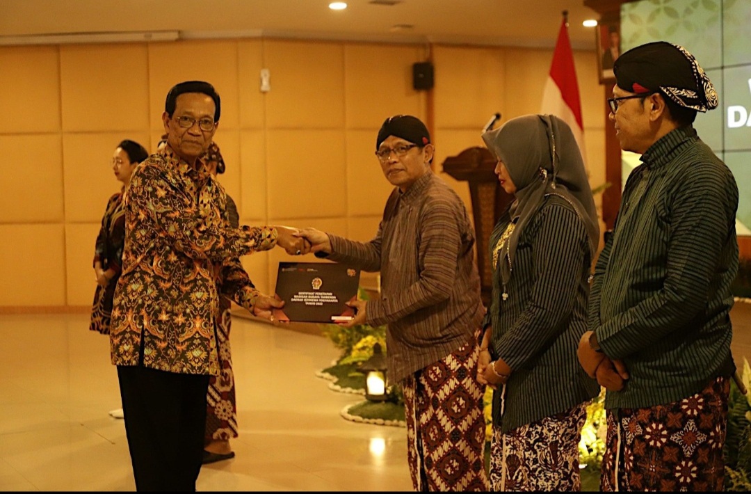 PEMKAB SLEMAN TERIMA 21 SERTIFIKAT WARISAN BUDAYA TAK BENDA