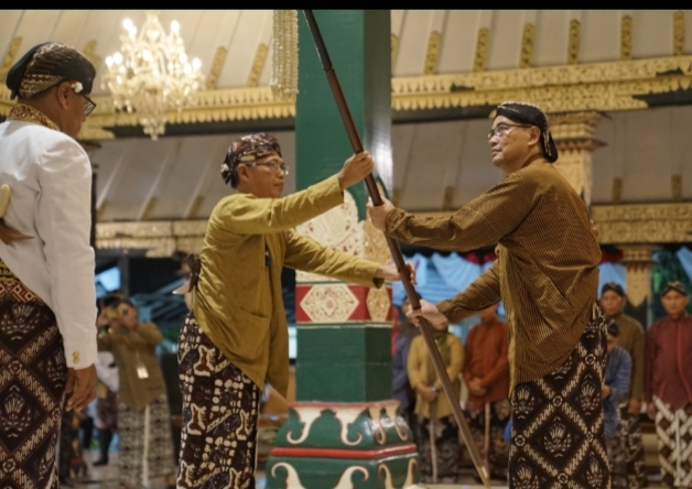 Hari Jadi Sleman Th 2025 Meriah Diawali  Keluarnya Pusaka 