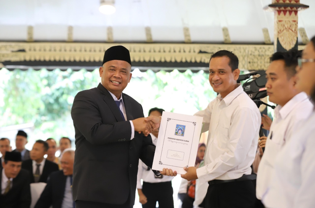  Pemkab Sleman Serahkan Sebanyak 538 SK Pengangkatan  Pegawai PPPK 
