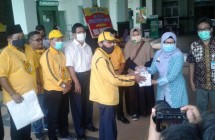 GPC Salurkan Bantuan APD Dan Telur…