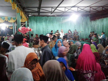 Ribuan Warga Ikuti Open House Di Rumah Pribadi  Wabub Bantul