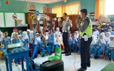 Bersama Lantas Polsek Sentolo,…