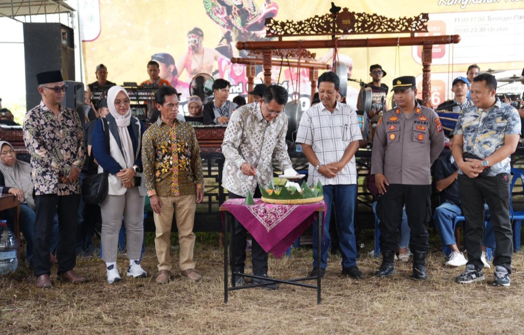 Upaya Dukung Pertumbuhan Ekonomi Masyarakat, Wabup Sleman Resmikan Pasar Tradisional 2 Kowen Godean