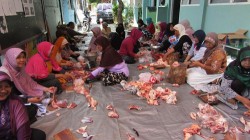 Khotib Idul Adha Perumnas Concat…