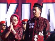 Pekik Merdeka " Mengantar…
