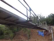 inilah jembatan gantung hutan wangama…