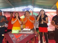 Mesranya Kohbing ultah di desa…