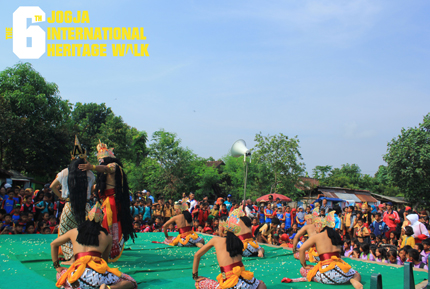 Promosikan Wisata  Melalui Jogja Internasional Haritage Walk