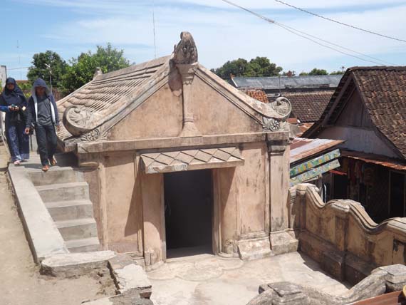 Waow indahnya masjid bawah tanah 