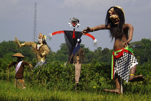 Memedi  Sawah Sebagai Media Belajar Kearifan Petani