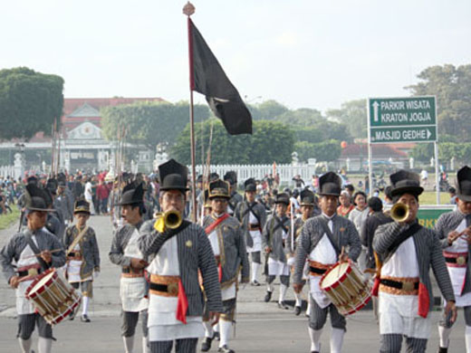 Ono Opo  Tho Kraton Jogja Di Sorot Publik ? 