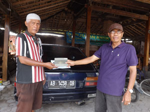 Watono Arif Rahman Derman Bambanglipuro 'Sukses Bisnis Mobil dan Barang Antik