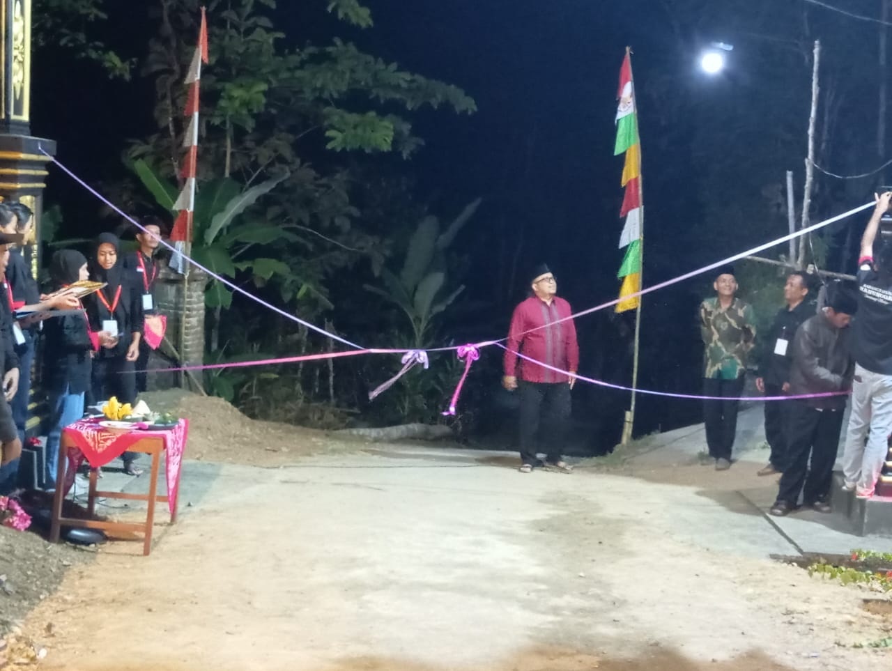 Tugu Pintu Gerbang Sendang Mulyo Purwoharjo Kulon Progo Dibiayai Para Perantau Diresmikan