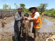 Di Desa wisata Anak - Anak Suka…