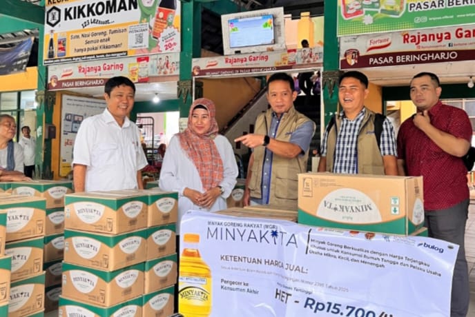 Bulog Yogyakarta Salurkan Minyakita ke Pasar Tradisional, Harga Sesuai Ketentuan Pemerintah