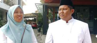 Berbaju Putih Calur Sitimulyo Piyungan…