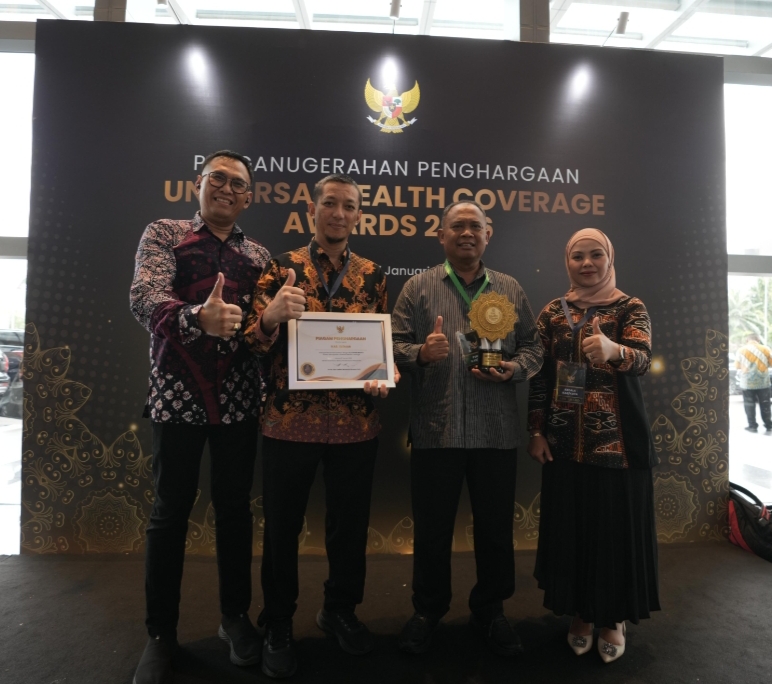 Pemkab Sleman Raih Penghargaan UHC Kategori Madya Atas Keberhasilan Keikutsertaan JKN 98,99 Persen