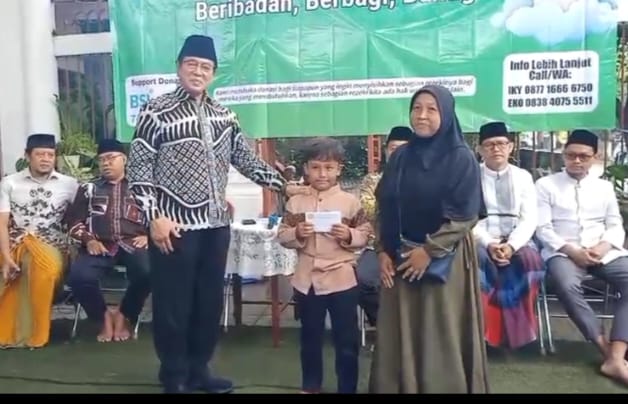 Potong 	Tumpeng Tandai 2 Th Majelis Dhuha Yayasan Insan Karima 2025