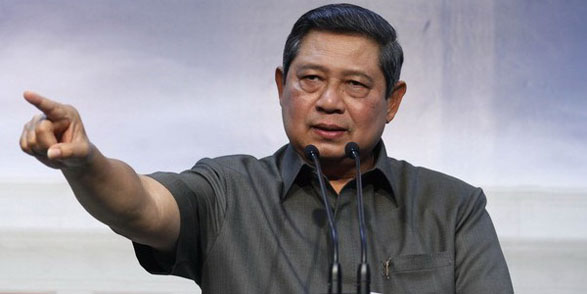 Presiden RI ke 6 Sby  "Berikan Sinyal Tinggalkan KMP  Perintahkan PD Merapat ke KIH " 