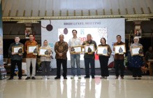 Pemkab Sleman Berikan Penghargaan…