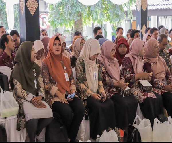300 Tenaga Pendidik Sleman Ikuti Sosialisasi BTU Pendidikan Pancasila