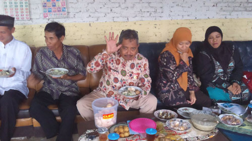 Pak Camat Anti Bank Plecit dan Sompil Harus Berani Tampil 