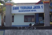 KEPRIHATINAN SI MISKIN KETIKA SEKOLAH…