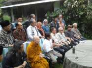 Agama & budaya selama Ini berkembang…