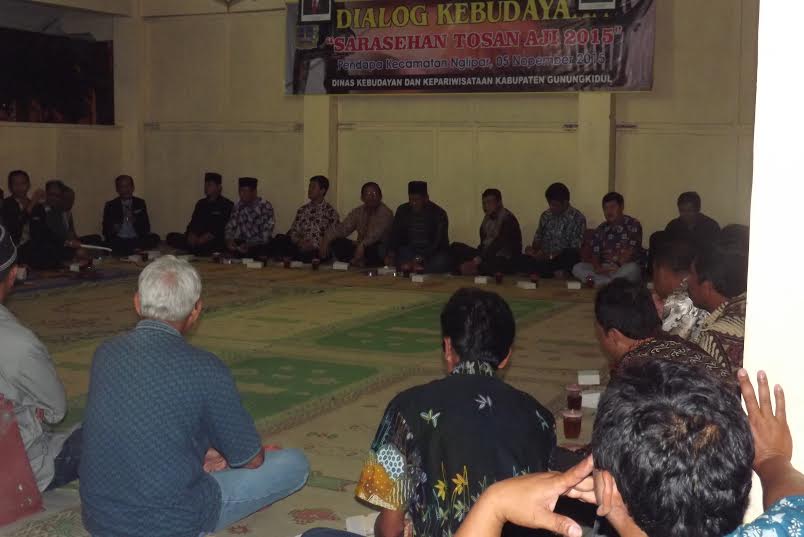 Sarasehan Tosan Aji  Nglipar Gunungkidul mampu menguak keberadaan Tosan Aji  masuk Unesco 