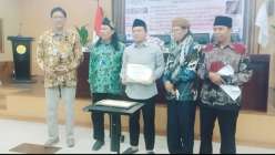  Gus  Hilmy Senator DPD DIY Melaunching Lembaga Pers Digital //Berita Hoax Medsos Menyebabkan Efek Negatif  Bikin Perpecahan Masyarakat 