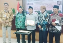 Gus  Hilmy Senator DPD DIY Melaunching Lembaga Pers Digital //Berita Hoax Medsos Menyebabkan Efek Negatif  Bikin Perpecahan Masyarakat 